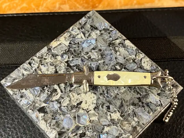 Hammer Brand Keychain Attachment 628632579567381220