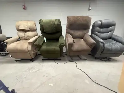 TRINITY HOME MEDICAL IS CLEARING OUT THEIR USED LIFT CHAIRS AT $600. Call us at 780 462-0009 for mor...