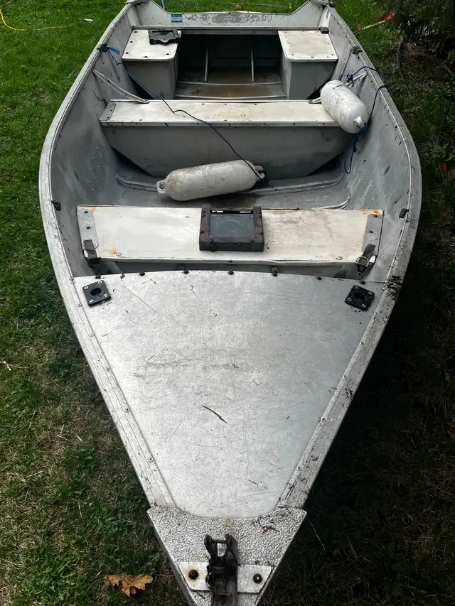 Chaloupe aluminium 14 pieds in Personal Watercraft in Lévis - Image 5