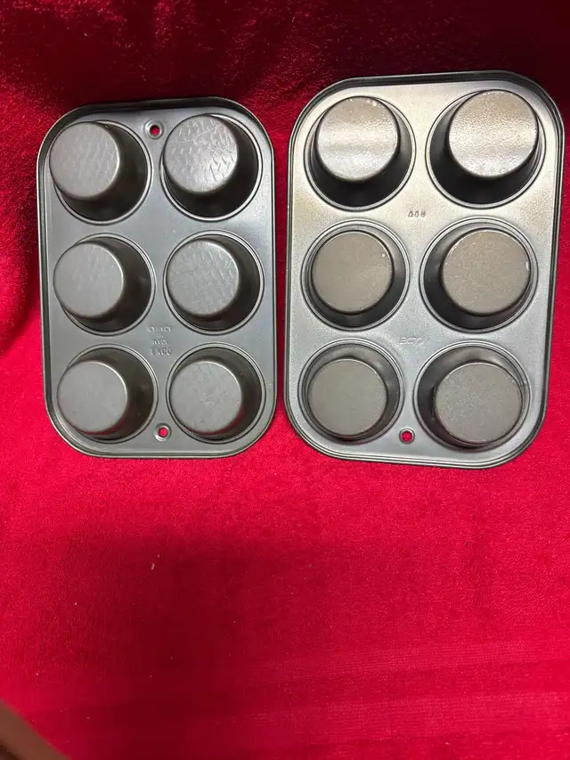 Ekco Muffin Tins65604225616131122