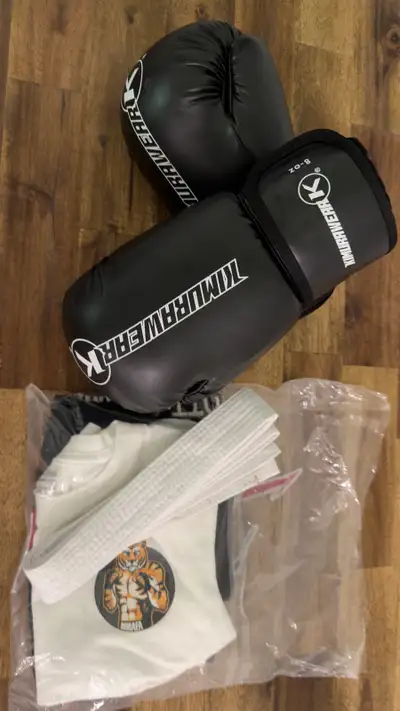 Kimurawear 8oz Boxing Gloves Martial Arts Set, View more