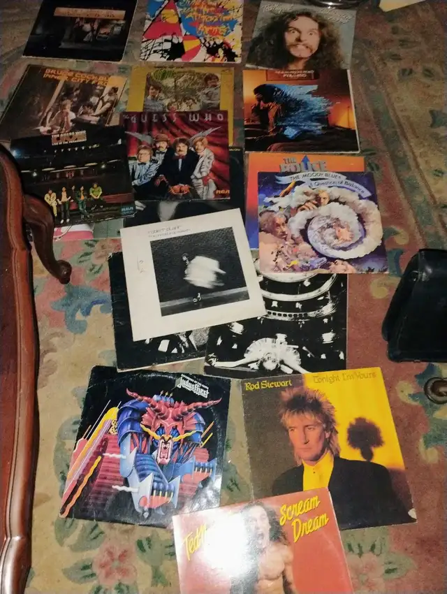 vintage records and stereo components  in Stereo Systems & Home Theatre in Markham / York Region - Image 4