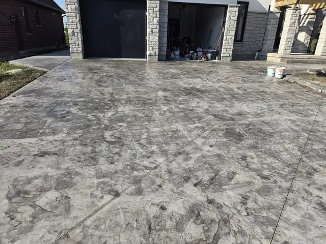 $8 ****Concrete driveway stamp aggregate****518514909298053126