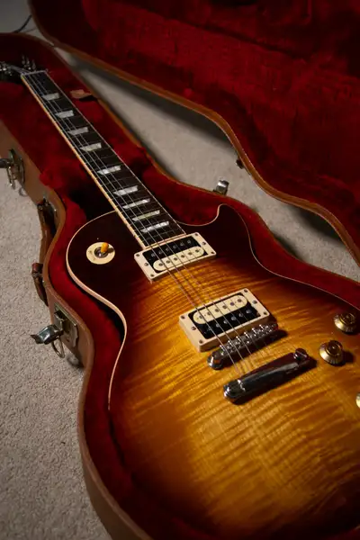 2017 Gibson Les Paul Traditional T, View more