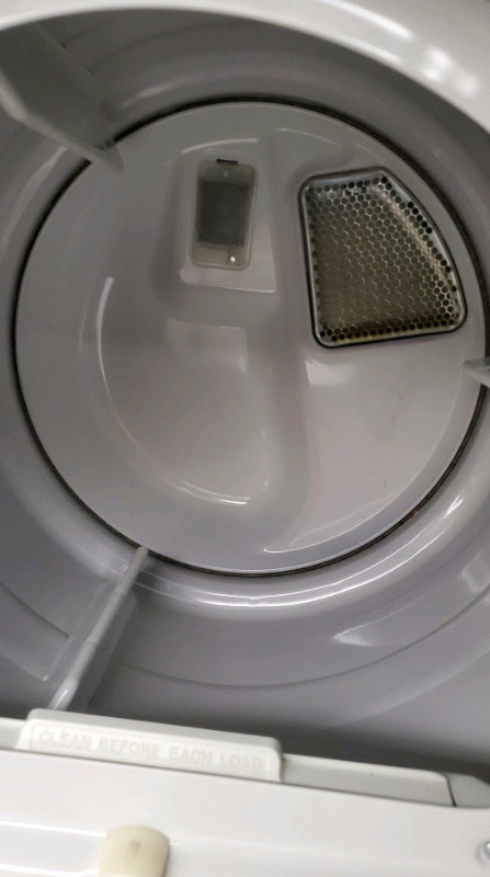 Stackable dryer in Washers & Dryers in Prince George - Image 2