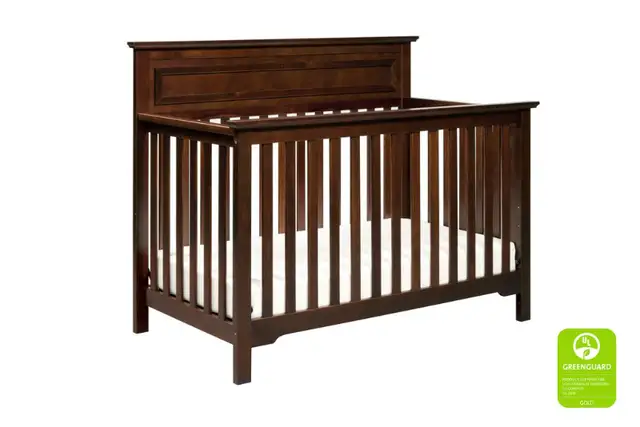 full size crib by DaVinci, new in Cribs in City of Toronto - Image 2