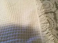 Vintage white double coverlet