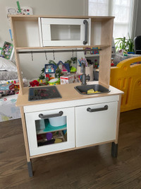 Ikea duktig play kitchen 