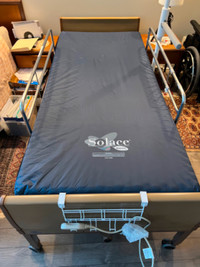 Electric hospital bed, in excellent condition for sale