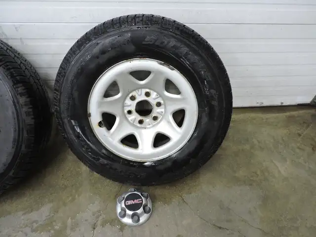 6-Bolt Chev/GM 1500 Rims With Caps and Starfire P265/70/17 Tires in Tires & Rims in Stratford - Image 7