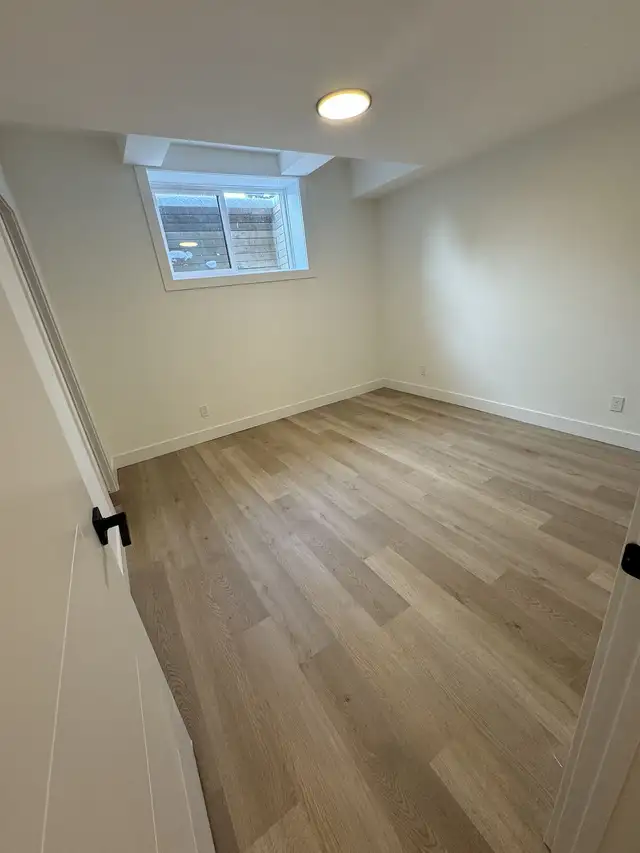 WORKING PROFESSIONALS - 1 BEDROOM BASEMENT AVAILABLE in Ontario in Canada - Image 3