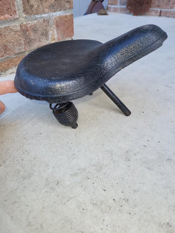 Vintage Bicycle Seat By Troxel Made in the USA Black With Spring in Arts & Collectibles in Hamilton - Image 2
