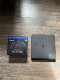 Ps4 Slim and Revolution pro 2 controller (NO POWER CABLE)