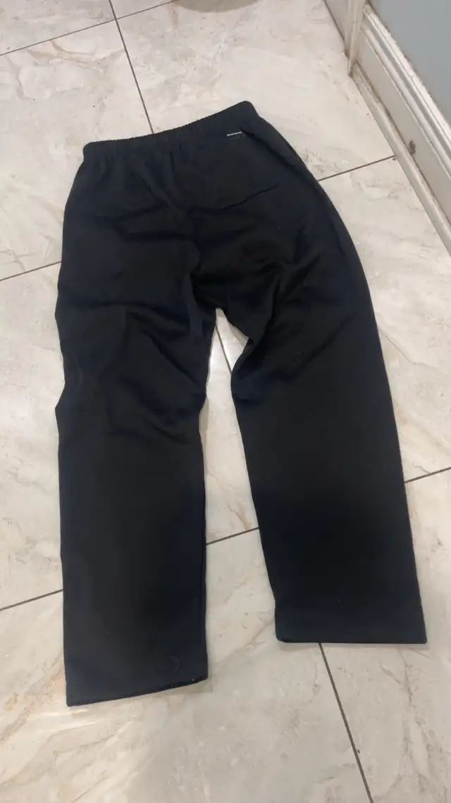black baggy sweatpants in Men's in Mississauga / Peel Region - Image 5