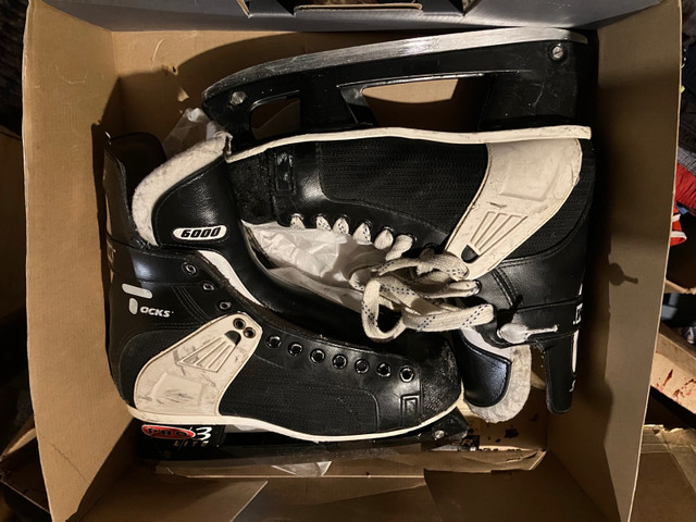 Men’s hockey skates - Tacks in Skates & Blades in Markham / York Region
