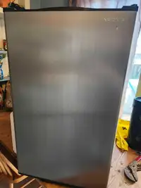 Small fridge/freezer great shape fairly new