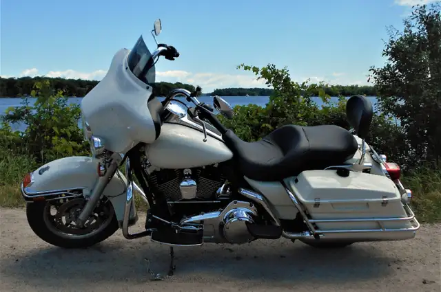 2008 HARLEY DAVIDSON FLHTP Electro Glide Motorcycle in Street, Cruisers & Choppers in Ottawa - Image 11