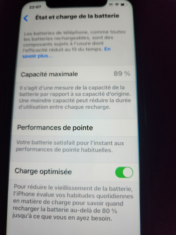 IPhone XR  64 Go  Comme neuf   200$ dans Téléphones cellulaires  à Lanaudière - Image 4