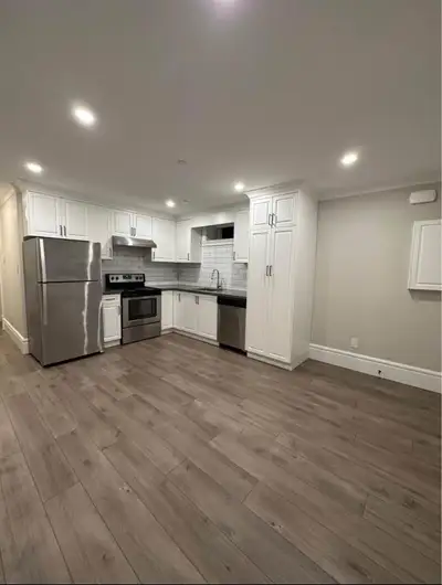 This modern one bedroom and one bathroom basement suite in Marpole offers a bright and clean living...