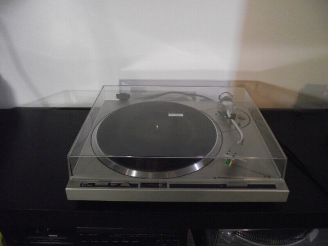 Turntable Pioneer PL-200 Audio Technica AT-101EP Cartridge in Stereo Systems & Home Theatre in Markham / York Region - Image 3