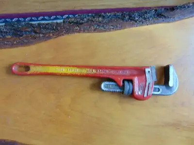 Heavy Duty Super-Ego 18 inch Pipe Wrench, View more