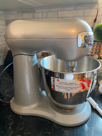 Cuisinart Mixer