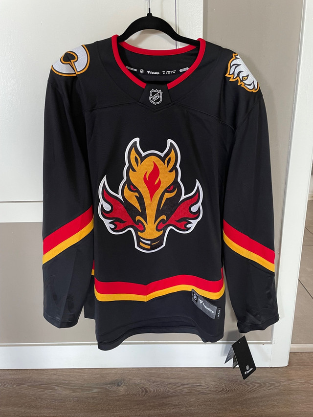 Flames Jersey in Hockey in Calgary