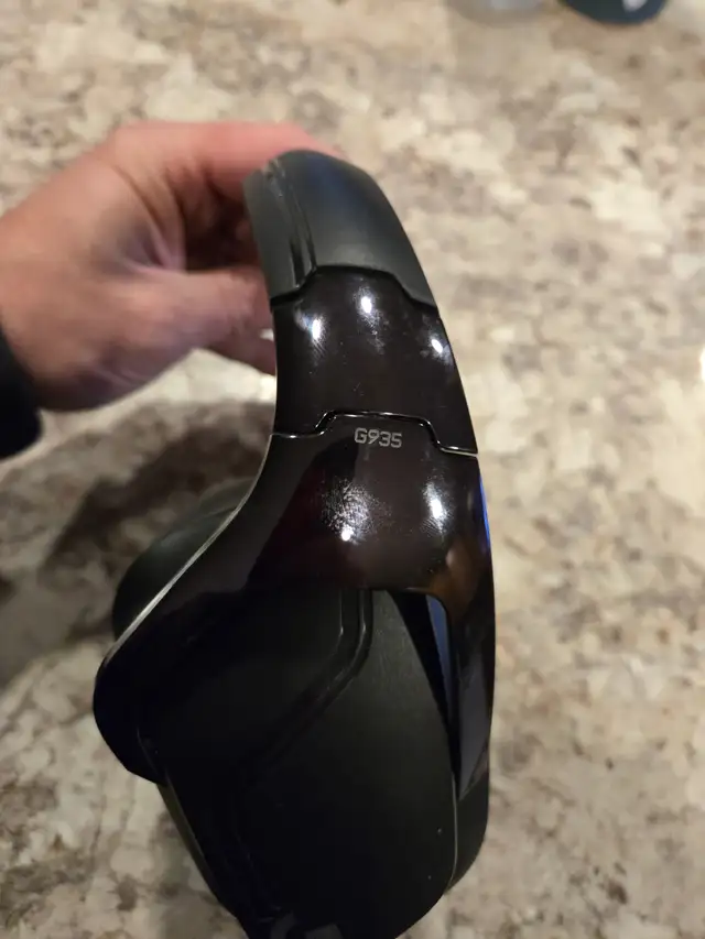 Gamer head set in Other in Portage la Prairie - Image 3