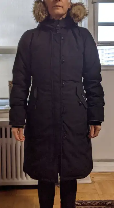 Canada Goose Girls Brittania Parka Large 14-16, View more