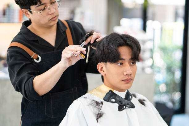 Experienced Barbers in Hair Stylist & Salon in City of Toronto - Image 4
