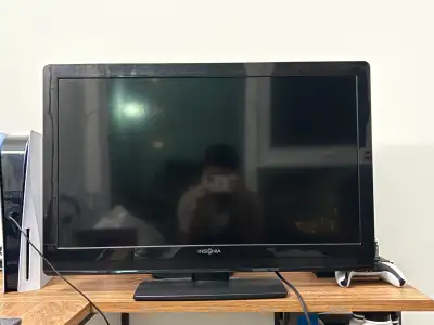 Insignia 32 Inch TV , View more
