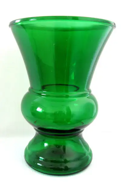 VASE VINTAGE ANCHOR HOCKING FOREST GREEN  LARGE VASE, View more