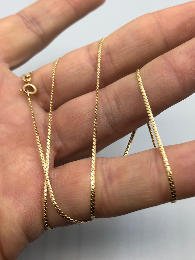 Chaîne serpentine 18k 5.62 grammes 24” gold chain dans Bijoux et montres  à Ville de Montréal - Image 4