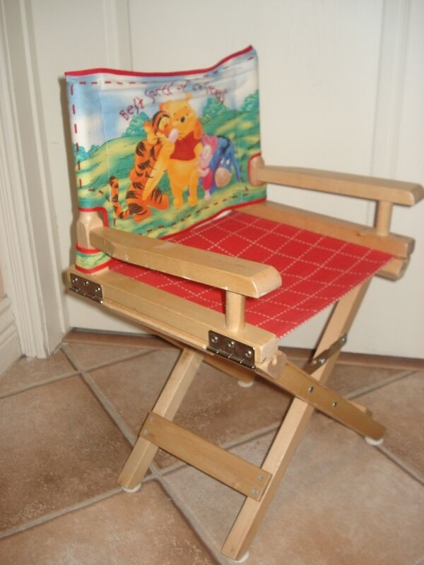 Chaise en bois pour enfant Winnie The Pooh dans Jouets et jeux  à Ville de Montréal - Image 2