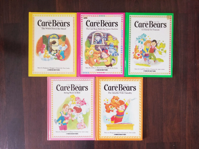 Vintage carebear books in Children & Young Adult in Lethbridge