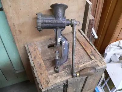 plusieurs articles antique , déco a différent prix, View more