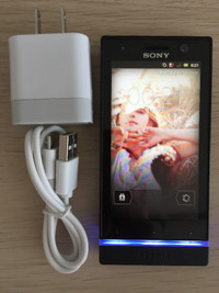 Fido Sony Xperia U/Ericsson ST25a FOR PARTS