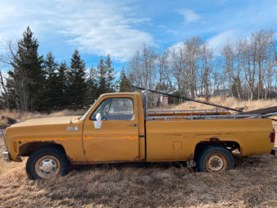 1980 and 1998 GMC trucks for sale