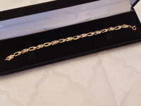 Yellow gold bracelet 18K.. 7 inches ....