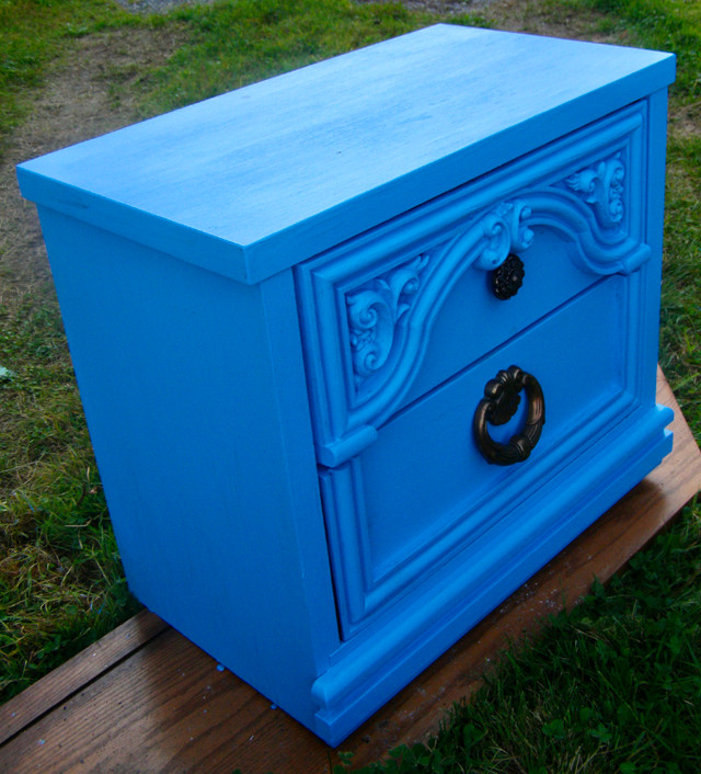 2 DRAWER Night Table / Cabinet in Dressers & Wardrobes in Ottawa - Image 3