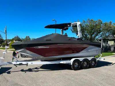 Considering selling my Nautique G23 to upgrade to a new one. This Nautique G23 is loaded and in mint...