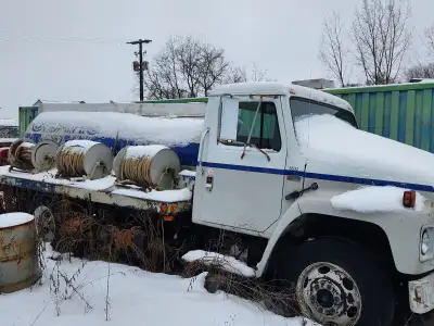 Older Voltedge genny with Hatz eng, generator is done the engine still is great, Mayco 30 grout pump...