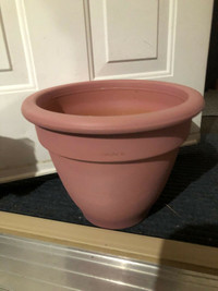New heavy clay pot from Italy.