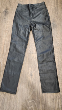 Free People Women's Size 4 Black Faux Leather Pants