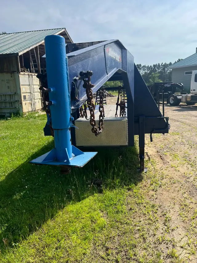 For Sale in Heavy Equipment in Petawawa - Image 6