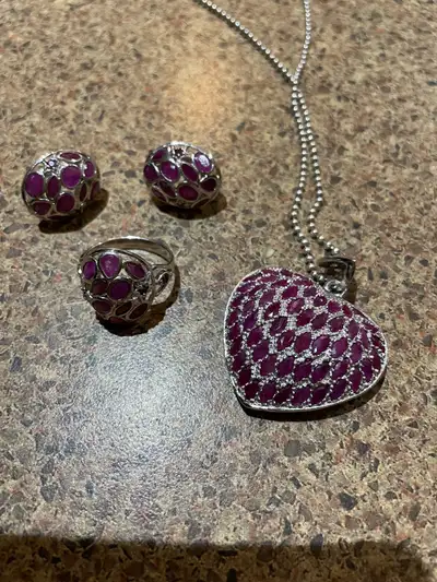Set silver and Ruby’s. , View more