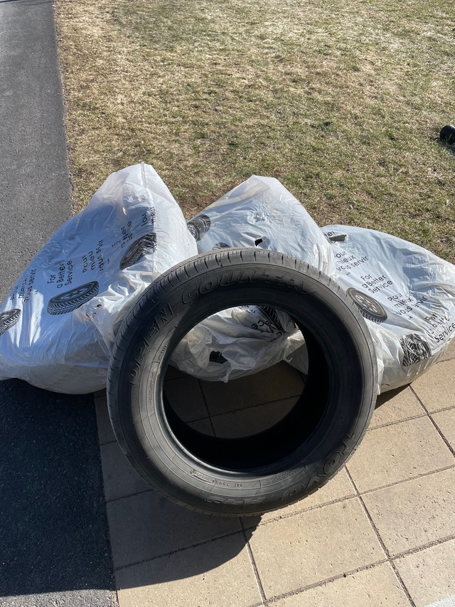 18 inch barely used all season tires in Garage Sales in Ottawa