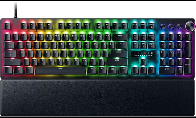 BRAND NEW RAZER HUNTSMAN V3 PRO - eSports Gaming Keyboard in Mice, Keyboards & Webcams in Edmonton