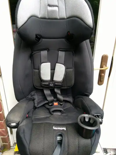 65% OFF Harmony Defender 360 Booster Car Seat 3in1 Like New, View more