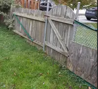 Free fence and fence door